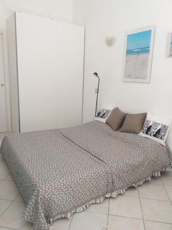 Sea Side Studio Виареджо Екстериор снимка