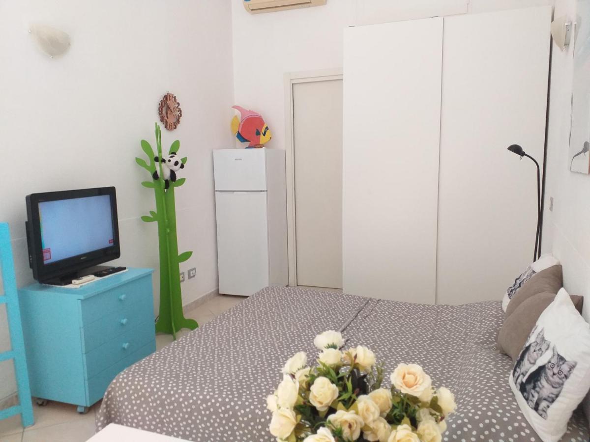Sea Side Studio Виареджо Екстериор снимка