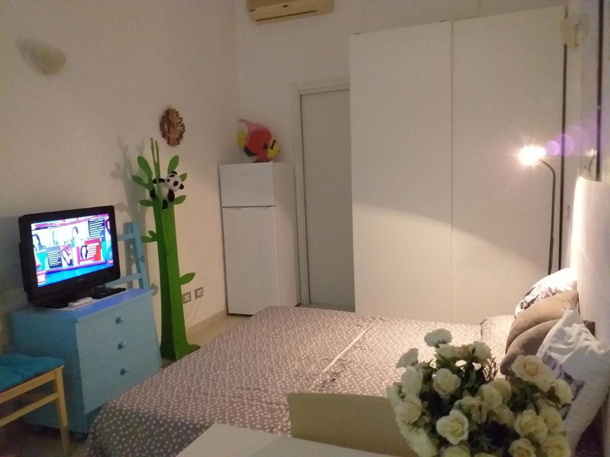 Sea Side Studio Виареджо Екстериор снимка